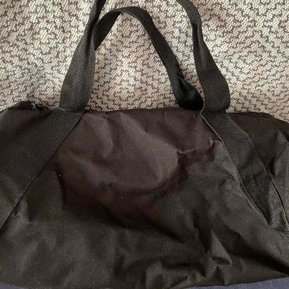 Duffle/Gym Bag - Breast Cancer Awareness - Picture 6 of 8